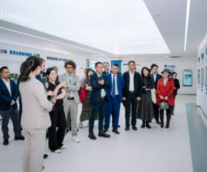 2025海丝大会意大利市长代表共启“政校企联动”经贸论坛